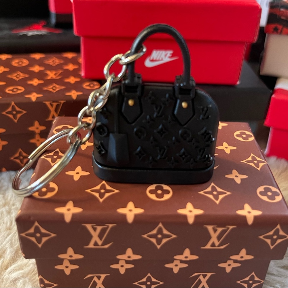 Keychains!! - image 1